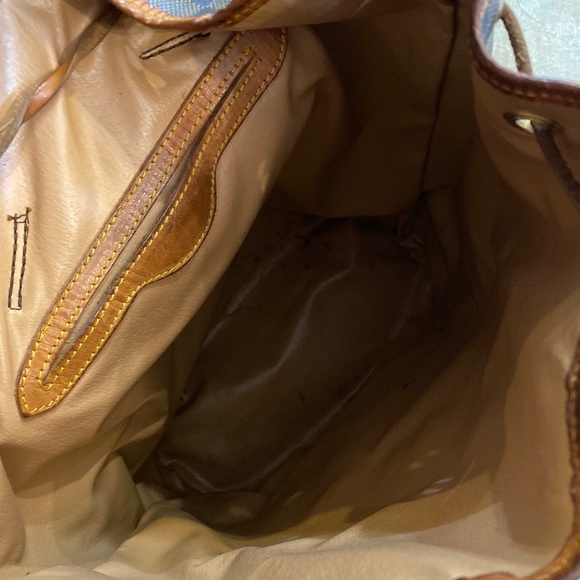 Backpack - Picture 3 of 3